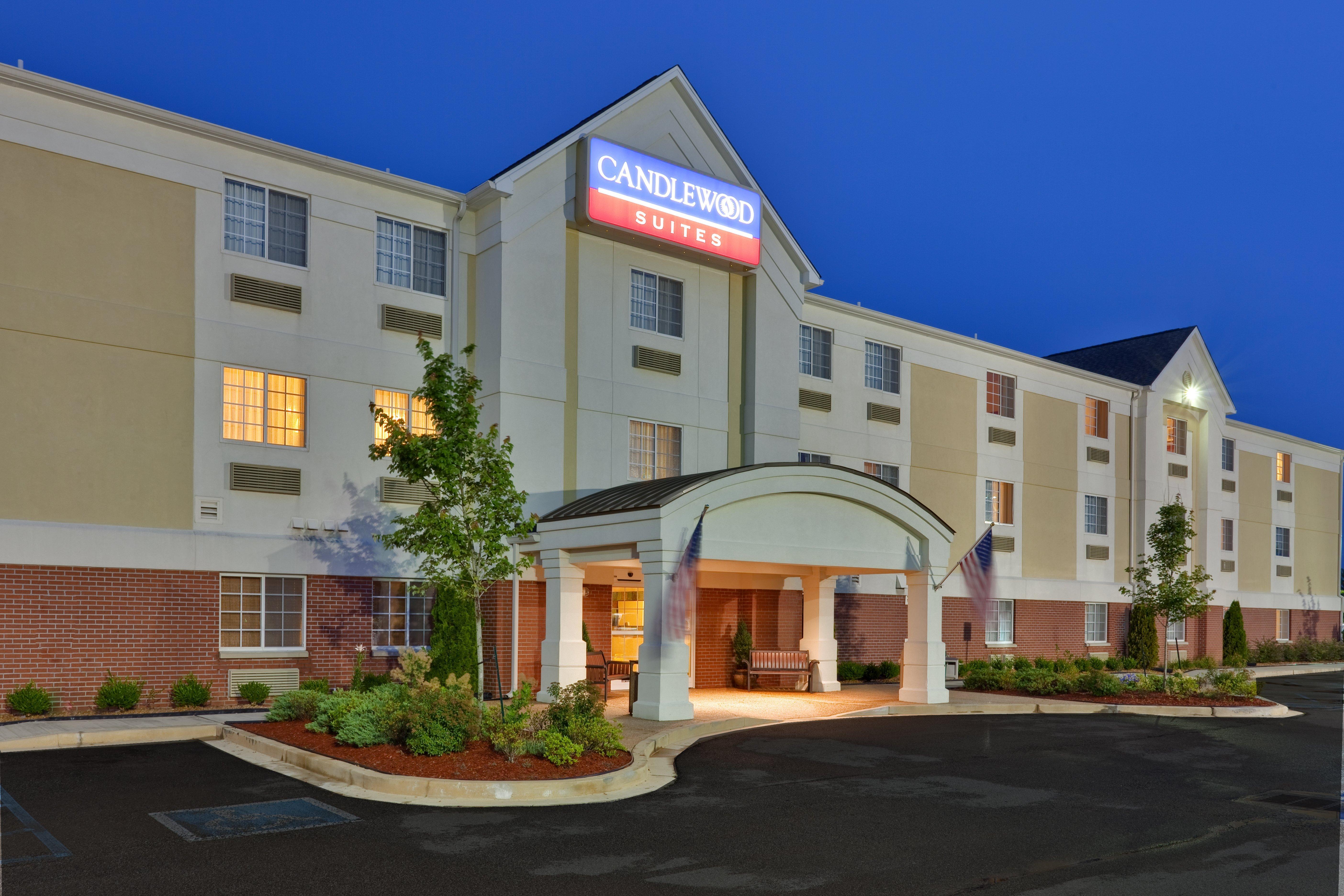 แคนเดิ้ลวูด สวีท โอลิฟบรานช์ Hotel โอลีฟแบรนช์ ภายนอก รูปภาพ